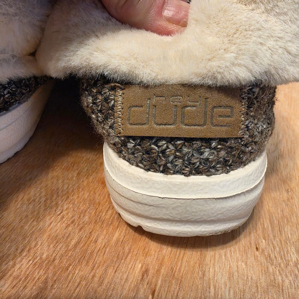 Hey Dudes Britt Women's slip-on shoes textured upper faux fur lining size 7 - Picture 6 of 6